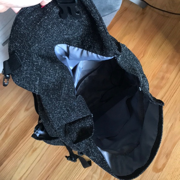 Backpack - Picture 4 of 4